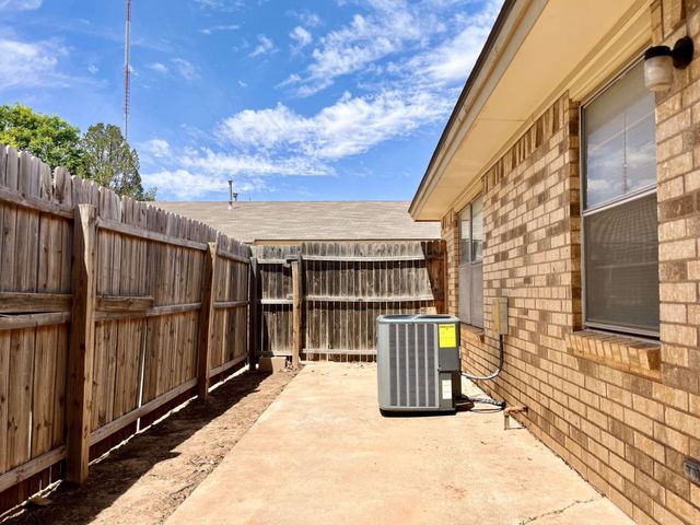 2308 74th Street, B3, Lubbock, TX 79423