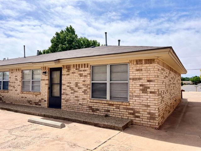 2308 74th Street, B3, Lubbock, TX 79423