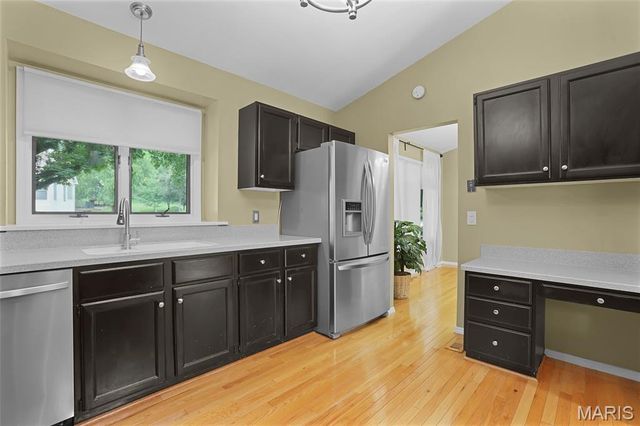 546 McBride Pointe Drive, Wildwood, MO 63011