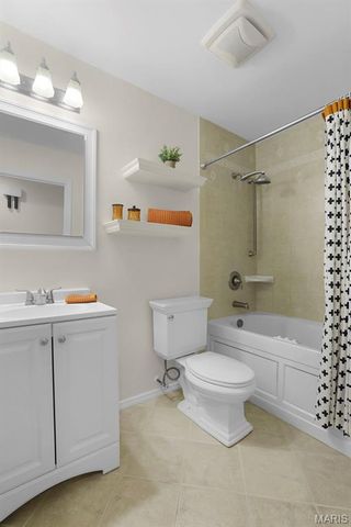 546 McBride Pointe Drive, Wildwood, MO 63011