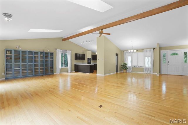 546 McBride Pointe Drive, Wildwood, MO 63011