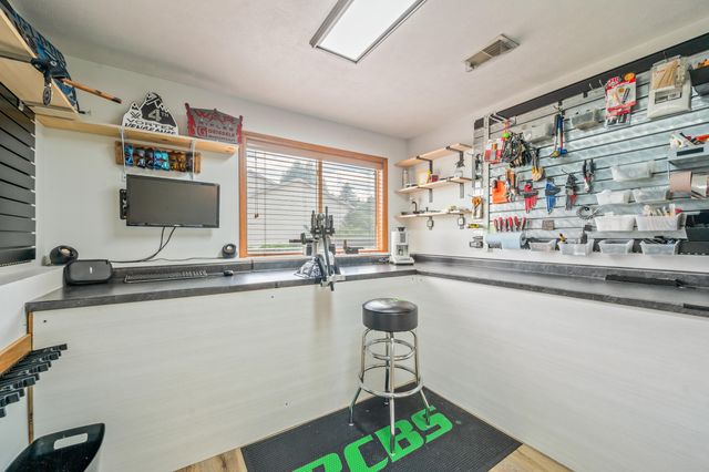 2103 Winston View Drive, Cedar Springs, MI 49319