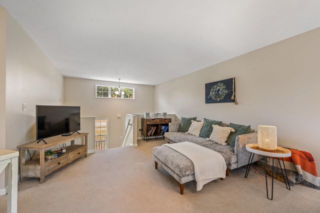 2103 Winston View Drive, Cedar Springs, MI 49319