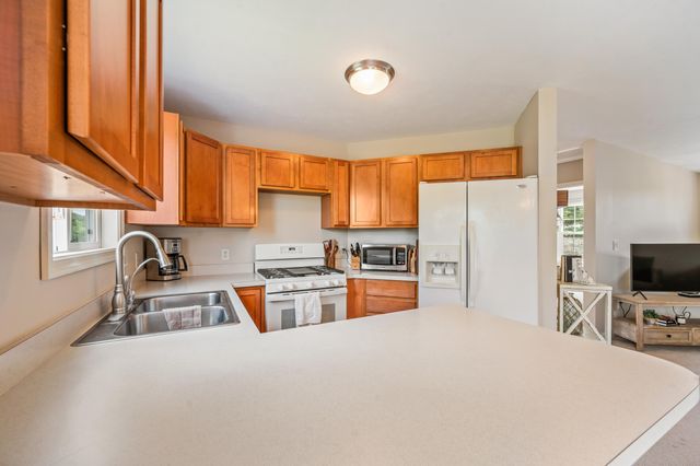 2103 Winston View Drive, Cedar Springs, MI 49319