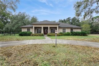 5803 SPRING LAKE DRIVE, Lakeland, FL 33811