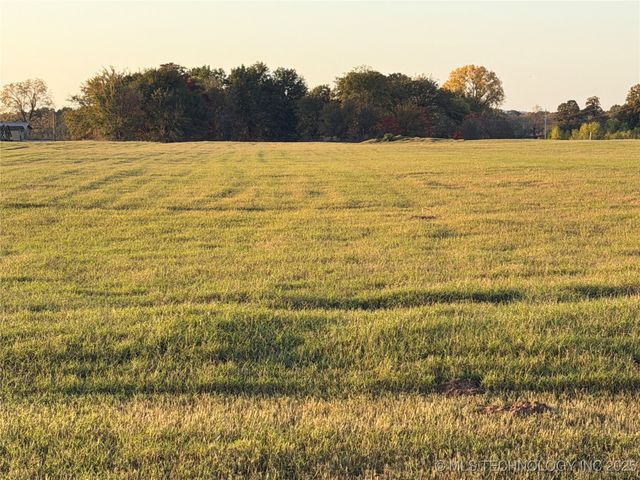410053 E County Rd 1240, Eufaula, OK 74432