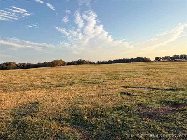 410053 E County Rd 1240, Eufaula, OK 74432
