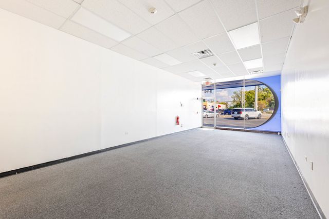 346 S Main Street 346, Lombard, IL 60148