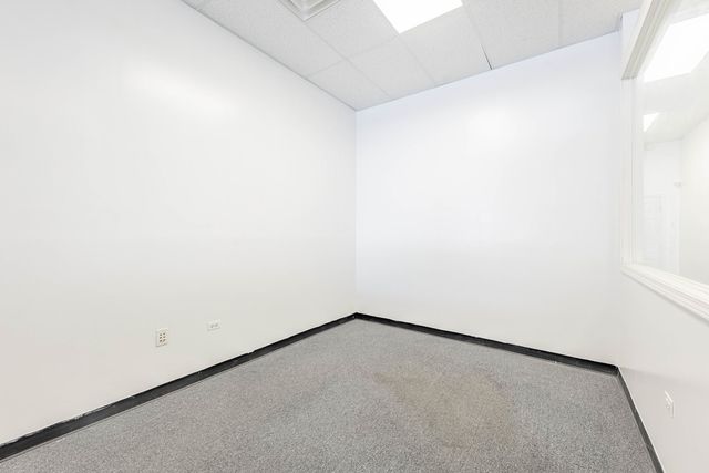 346 S Main Street 346, Lombard, IL 60148