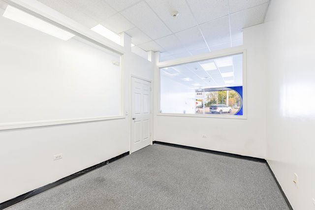 346 S Main Street 346, Lombard, IL 60148