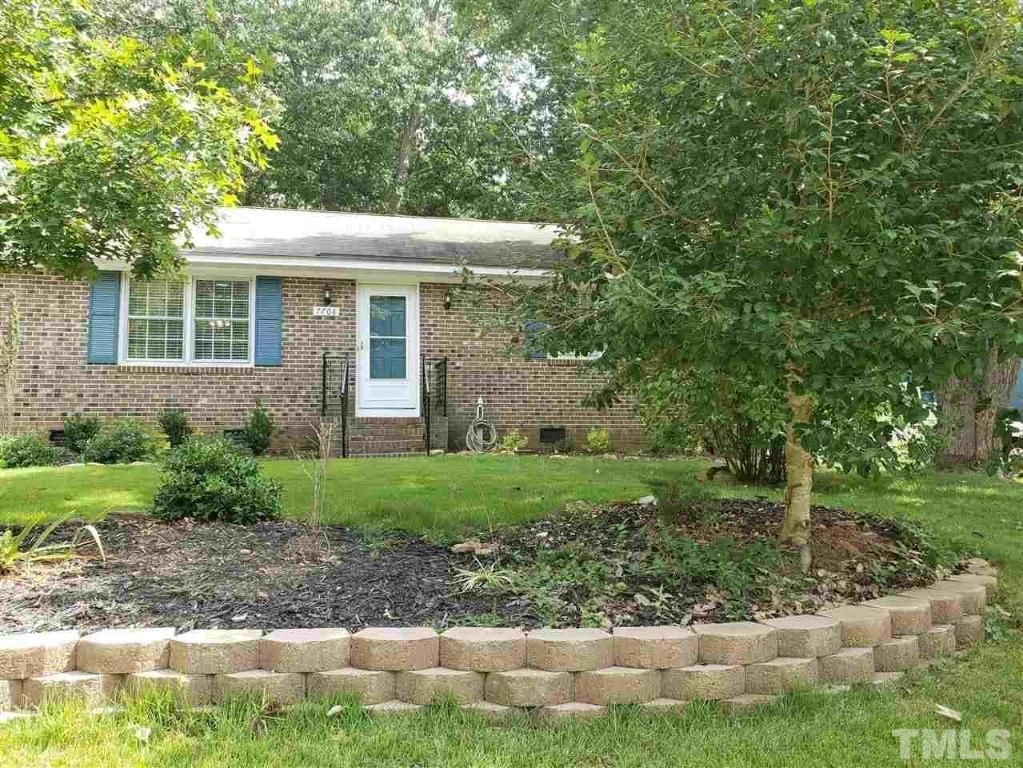 7708 Longstreet Drive, Raleigh, NC 27615