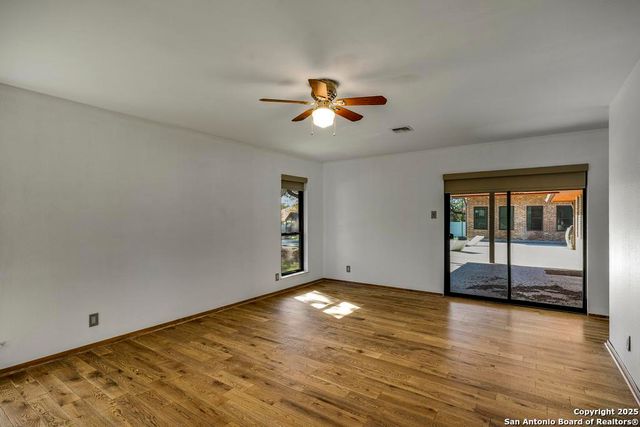 9616 Azalea Cir, San Antonio, TX 78266