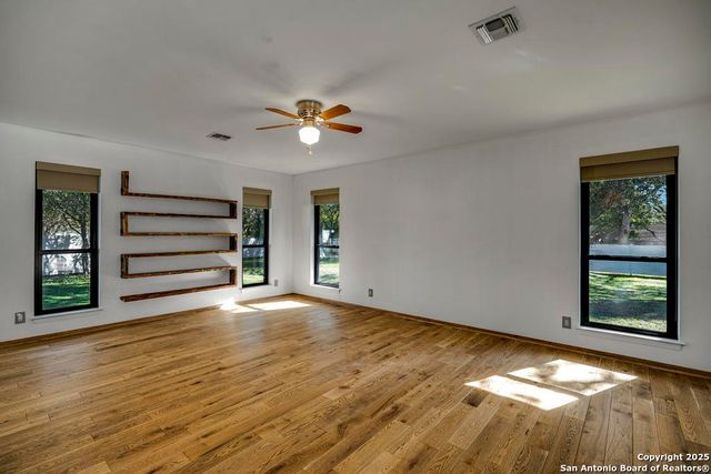 9616 Azalea Cir, San Antonio, TX 78266