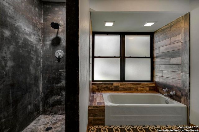 9616 Azalea Cir, San Antonio, TX 78266