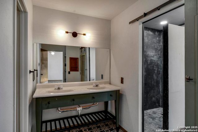 9616 Azalea Cir, San Antonio, TX 78266