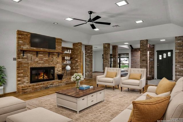 9616 Azalea Cir, San Antonio, TX 78266