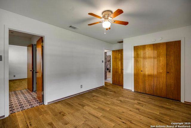 9616 Azalea Cir, San Antonio, TX 78266