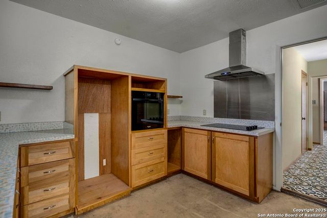 9616 Azalea Cir, San Antonio, TX 78266