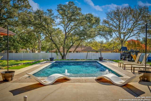 9616 Azalea Cir, San Antonio, TX 78266