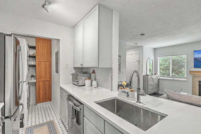 268 Alexandra Unit 7, Mount Pleasant, SC 29464