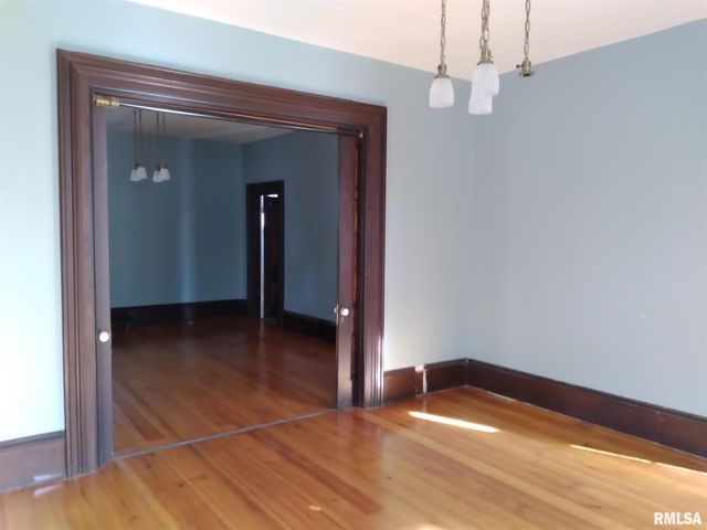 1018 8TH Avenue, Fulton, IL 61252