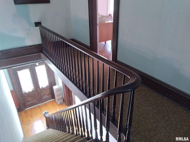 1018 8TH Avenue, Fulton, IL 61252