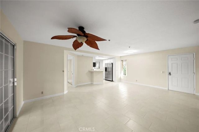 2700 Lawrence Crossley 4, Palm Springs, CA 92264