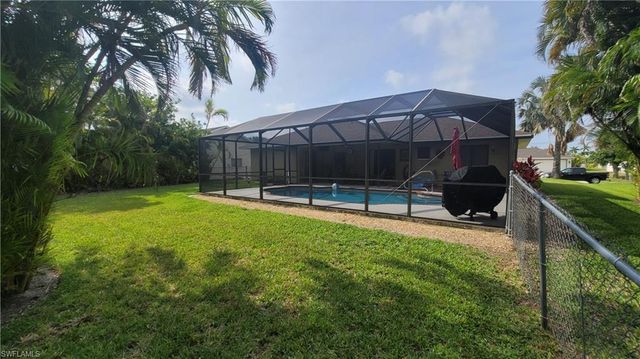 1929 NE 2nd TER, Cape Coral, FL 33909