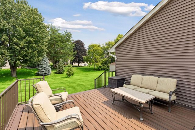 3882 Mersey Way, Eagan, MN 55123