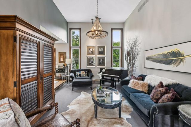 3882 Mersey Way, Eagan, MN 55123