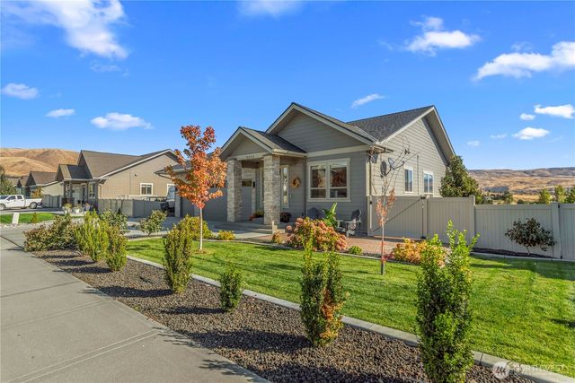 3525 Dianna Way, Wenatchee, WA 98801