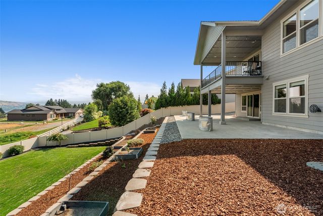 3525 Dianna Way, Wenatchee, WA 98801