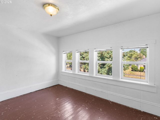 7328 N PORTSMOUTH Ave, Portland, OR 97203