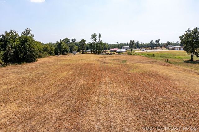 1722 Highway 70 E, Kingston, OK 73439