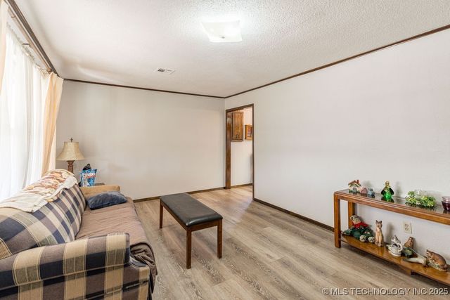 1722 Highway 70 E, Kingston, OK 73439