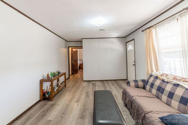 1722 Highway 70 E, Kingston, OK 73439