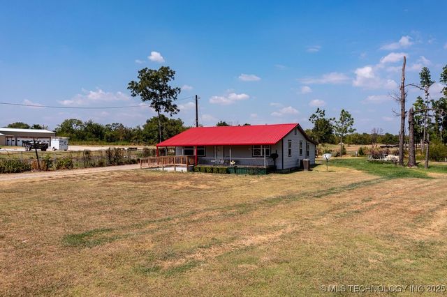 1722 Highway 70 E, Kingston, OK 73439