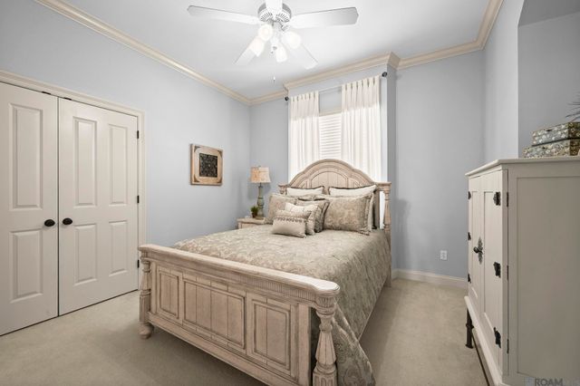 18828 Bella Vista Ct, Baton Rouge, LA 70809