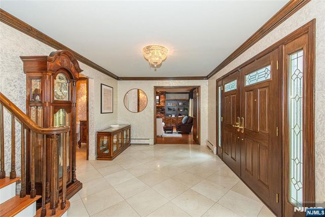 1051 Westwood Avenue, Old Tappan, NJ 07675