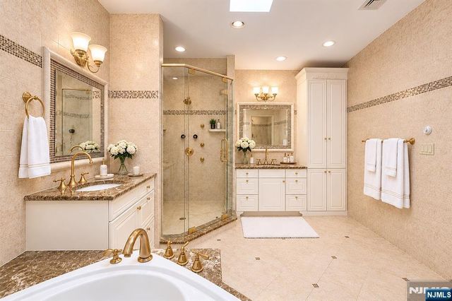 1051 Westwood Avenue, Old Tappan, NJ 07675