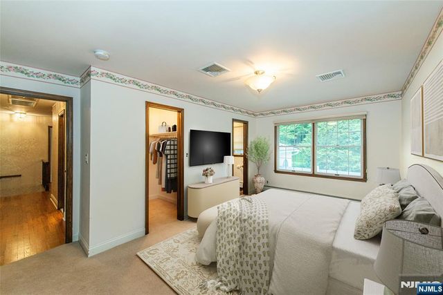 1051 Westwood Avenue, Old Tappan, NJ 07675