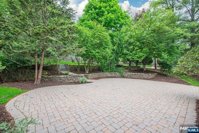 1051 Westwood Avenue, Old Tappan, NJ 07675