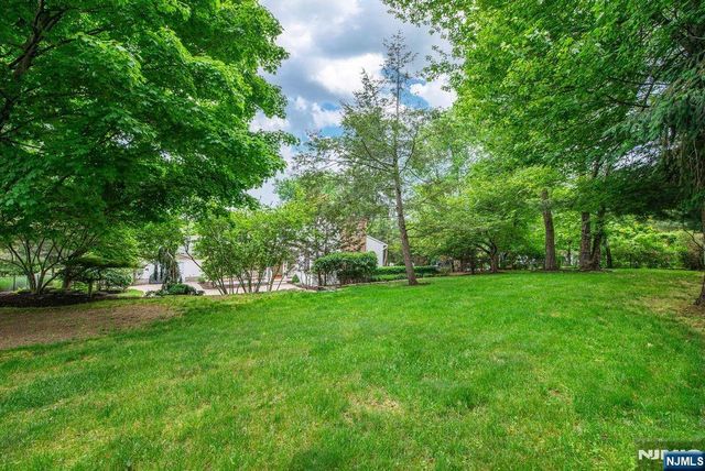 1051 Westwood Avenue, Old Tappan, NJ 07675