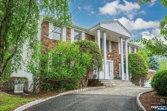 1051 Westwood Avenue, Old Tappan, NJ 07675