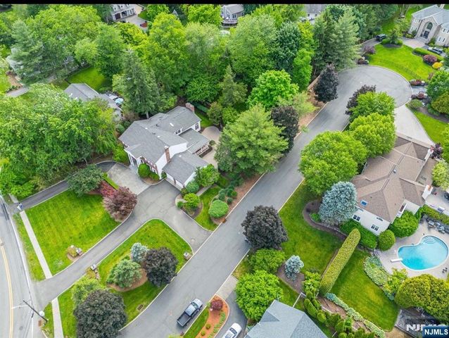 1051 Westwood Avenue, Old Tappan, NJ 07675