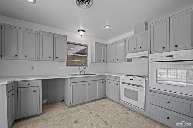 2416 2nd Street, Mcallen, TX 78503