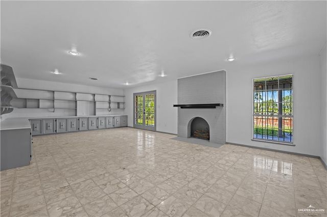 2416 2nd Street, Mcallen, TX 78503