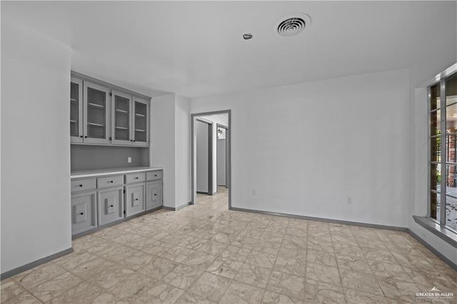 2416 2nd Street, Mcallen, TX 78503