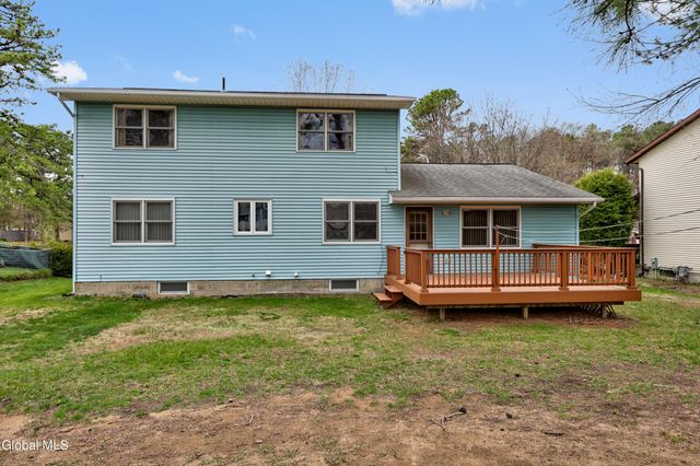 3 W Meadow Drive, Albany, NY 12203