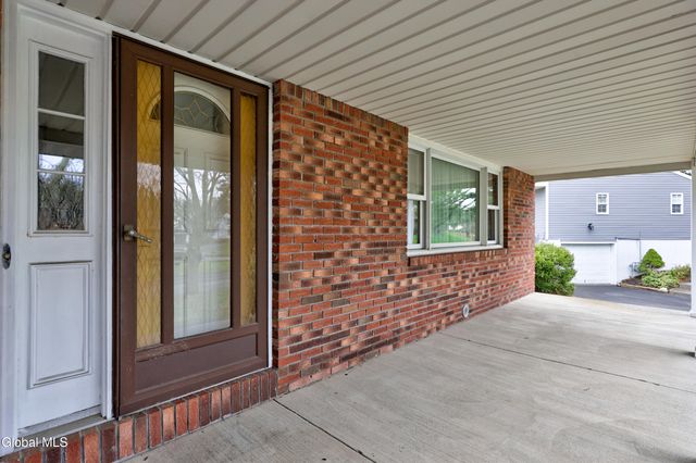 3 W Meadow Drive, Albany, NY 12203